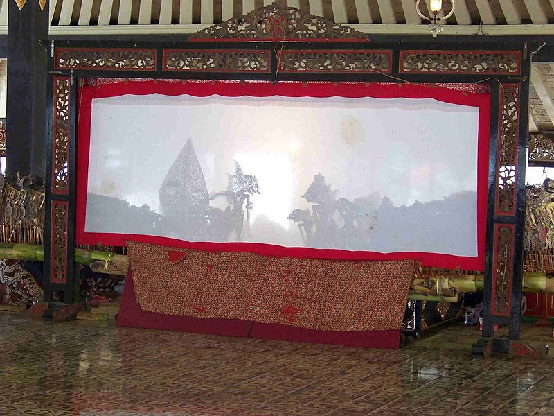 File:Yogyakarta Puppet Show.JPG