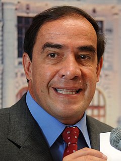<span class="mw-page-title-main">Yonhy Lescano</span> Peruvian lawyer and politician