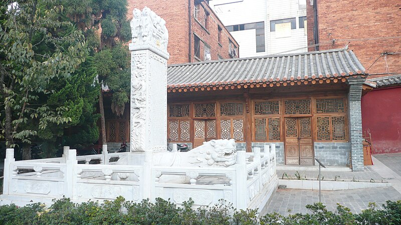 File:Yuantong Temple 05.JPG