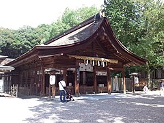 Ōagata-jinja Haiden