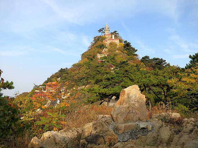 Image: 盘山顶峰   Summit of Mount Panshan   2015.10   panoramio