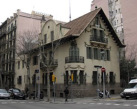 03 Casa Pere Company, c. Casanova - Buenos Aires.jpg