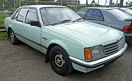 1978-1980 Holden VB Commodore 3.3 berline 03.jpg