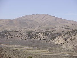 2015-04-19 11 30 24 منظره ای از کوه Grindstone ، نوادا از جاده Bullion در شمال رودخانه South Fork Humboldt. JPG