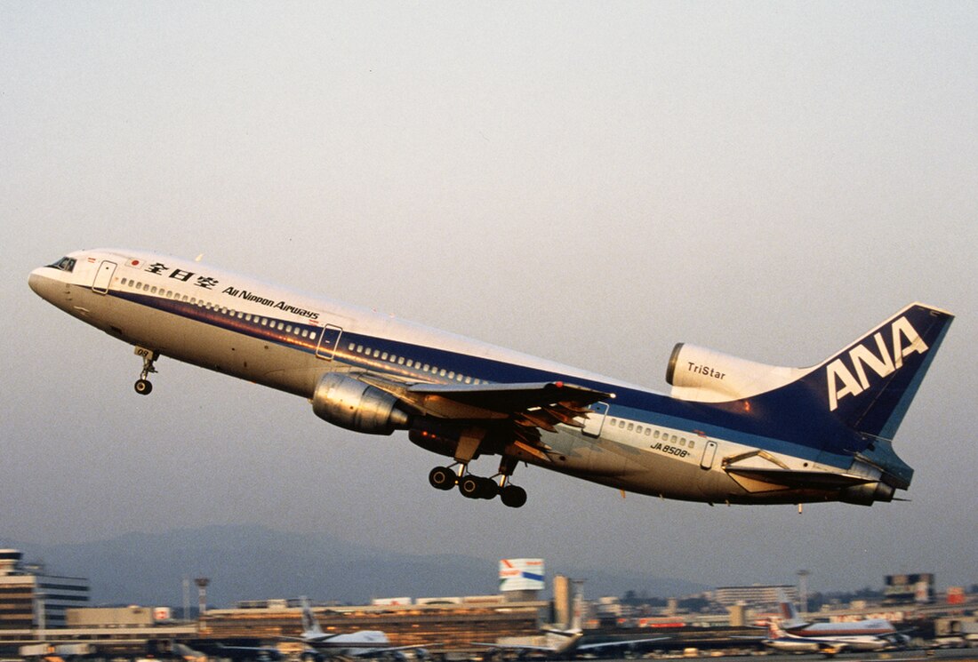 Lockheed L-1011 TriStar