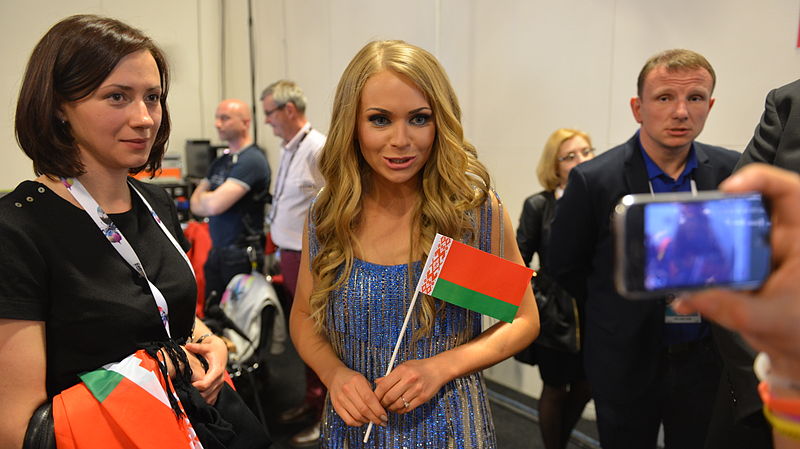 File:Alyona Lanskaya, ESC2013 press conference 11.jpg