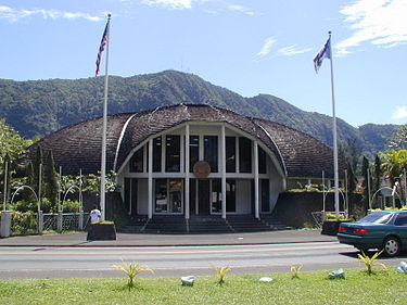 Fagatogo is home to The Fono (legislature). AmericanSamoaLegislatureBuilding.jpg