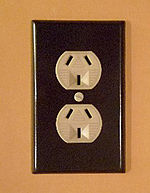 Now obsolete American 3-pin duplex socket-outlet Americanaussieoutlet.jpg