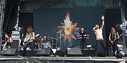 Amorphis Qstock-festivaaleilla vuonna 2009.