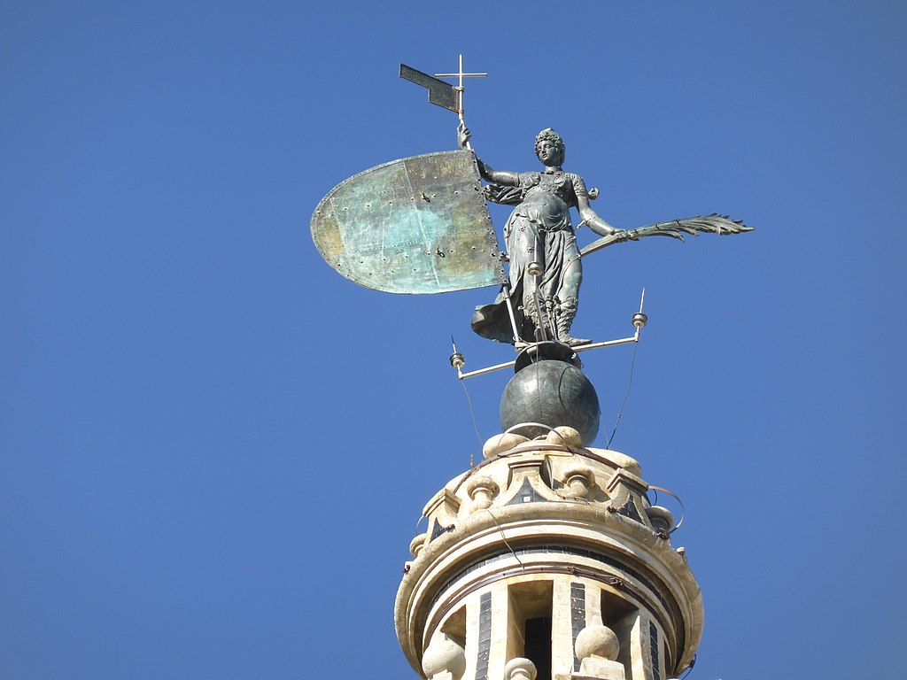 Statue de la Foi au sommet de la Giralda à Séville - Photo de Carlos Teixidor Cadenas