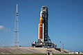 Первая ракета Space Launch System на LC-39B для Artemis 1.