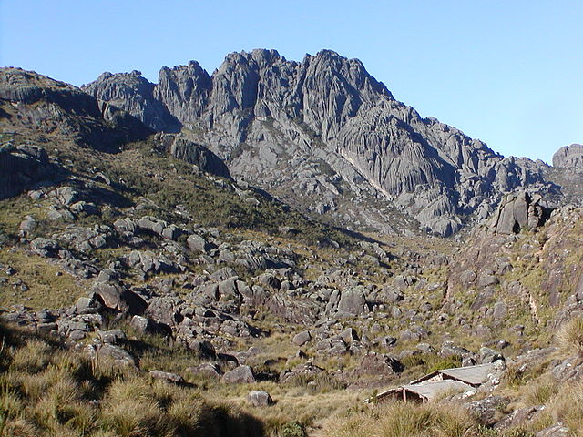 Pico das Agulhas Negras no lado de Bocaina de Minas