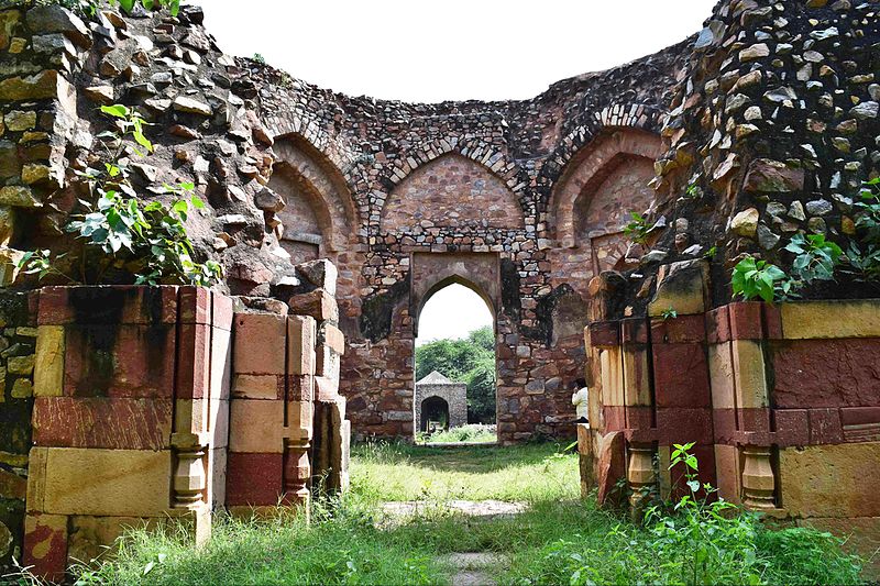 File:Balban Khan's Tomb 042.jpg