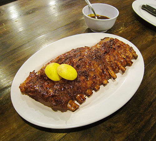 Balinese roasted pork ribs