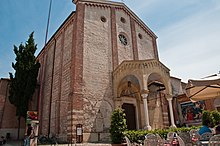 Chiesa di San Francesco con il protiro