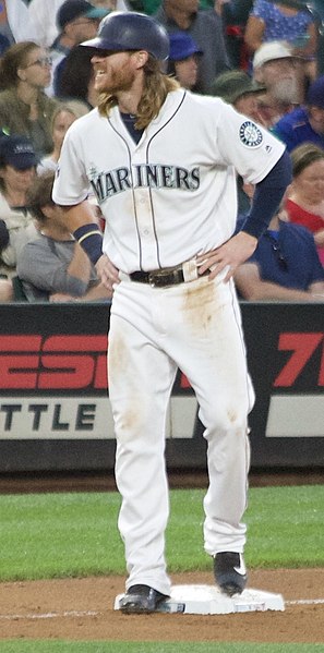 File:Ben Gamel reaches third (34748897624) (cropped).jpg