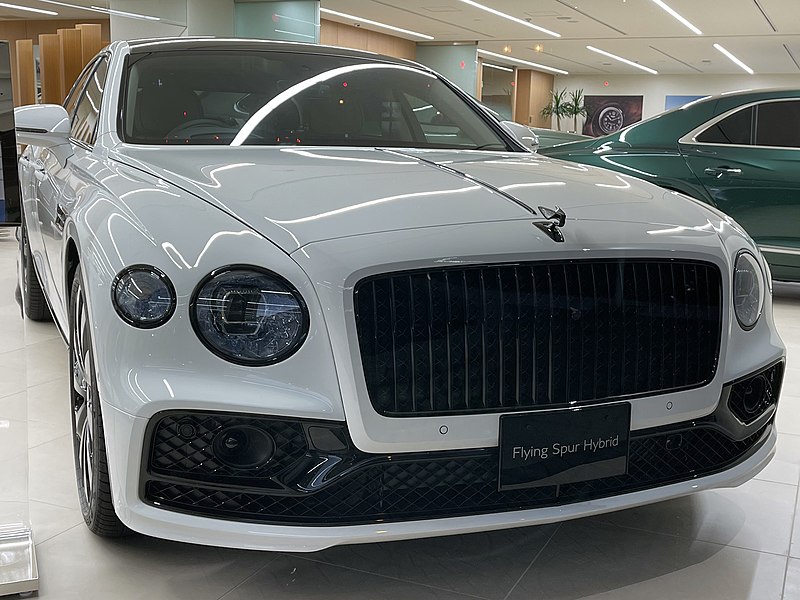 File:Bentley FLYING SPUR II HYBRID.jpg