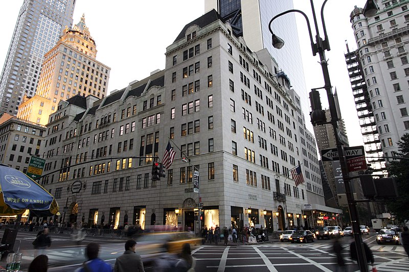 inside bergdorf goodman store