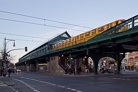 Illustrasjonsbilde av artikkelen Eberswalder Straße (Berlin underground)