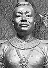 Bust of King Ang Duong.jpg
