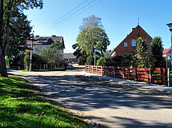 Eine Straße in Iwiczno