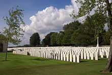 Canadian Cemetery No 2.jpg