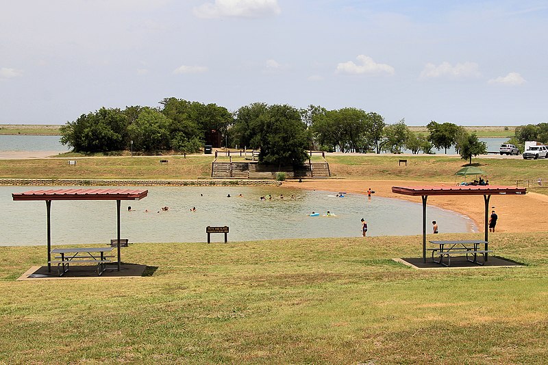 File:Cedar hill state park swimming area.jpg