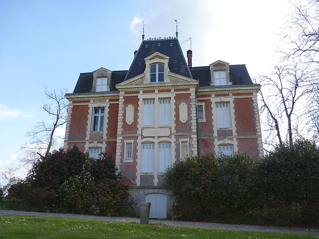 File:Château de Lahosse.jpg