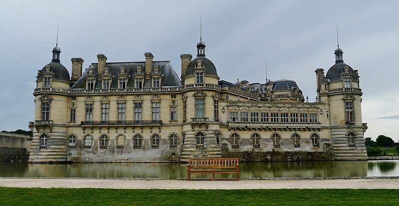 File:Chantilly Château de Chantilly 24.jpg