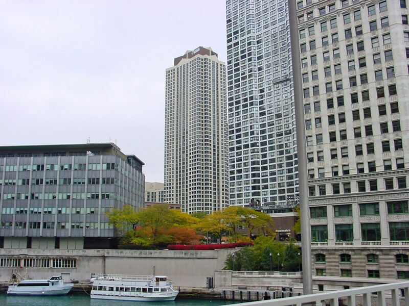 File:Chicago, Chicago River - panoramio.jpg