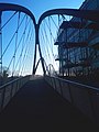 Chiswick Park Footbridge 02.jpg 