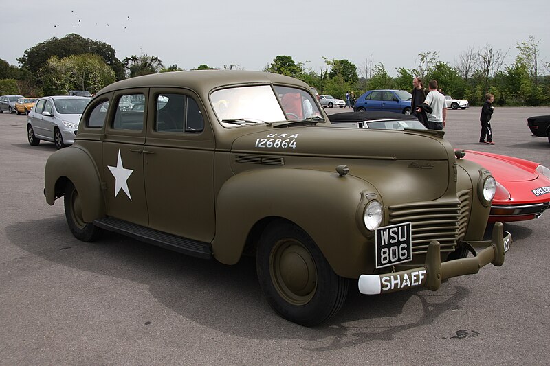 File:Chrysler 1940 WWII Staff Car.jpg