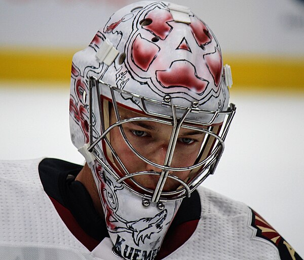 Kuemper with the Coyotes in 2019