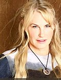 Thumbnail for File:Daryl Hannah by Dana Fineman.jpg