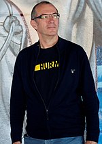 Dave Gibbons worked on the game's visual references and digital comic. DaveGibbons2009.jpg
