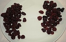 Dried cherries - Montmorency (left) and Bing (right) Dried cherries.JPG