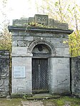 Maclean Place Former Prison Gateway Including Adjacent Walls, Windows And Carved Stone