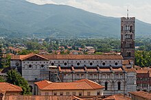 tourist office lucca italy