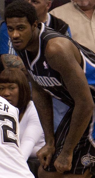 File:Earl Clark Orlando Magic cropped.jpg