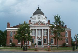 Early County Courthouse v Blakely