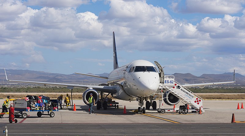 File:Embraer 170 Aeromexico 20170217.jpg