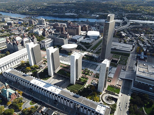 Garden State Plaza - Wikipedia