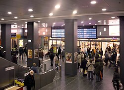 Essen Hauptbahnhof Empfangshalle1.jpg