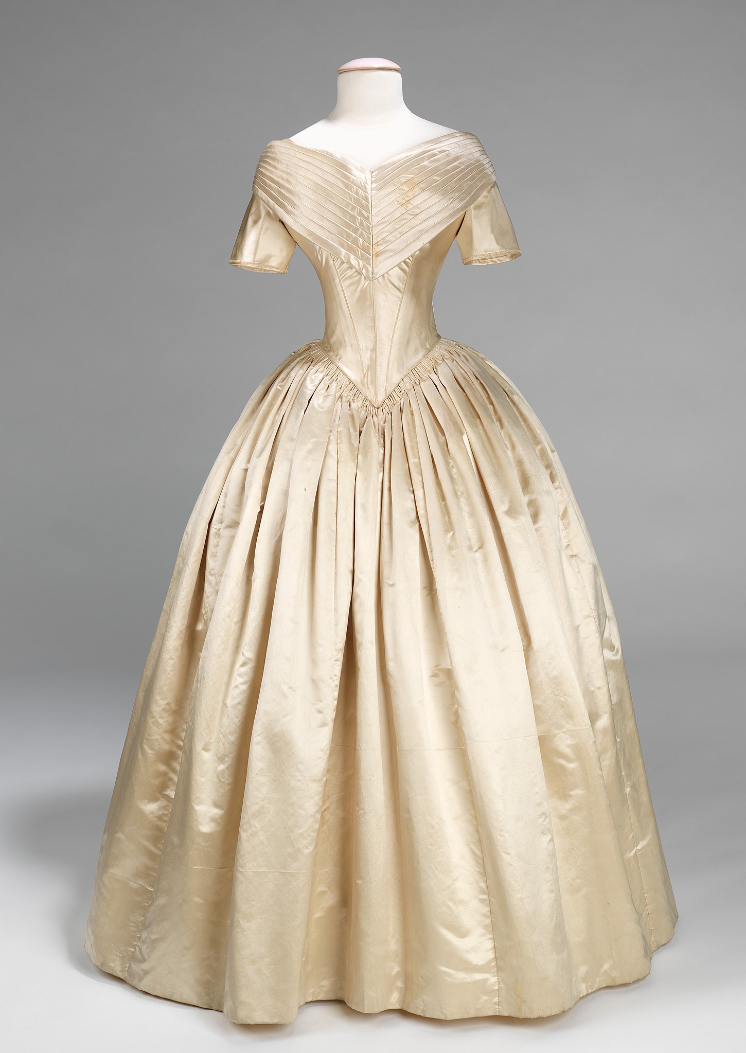 1840s dress