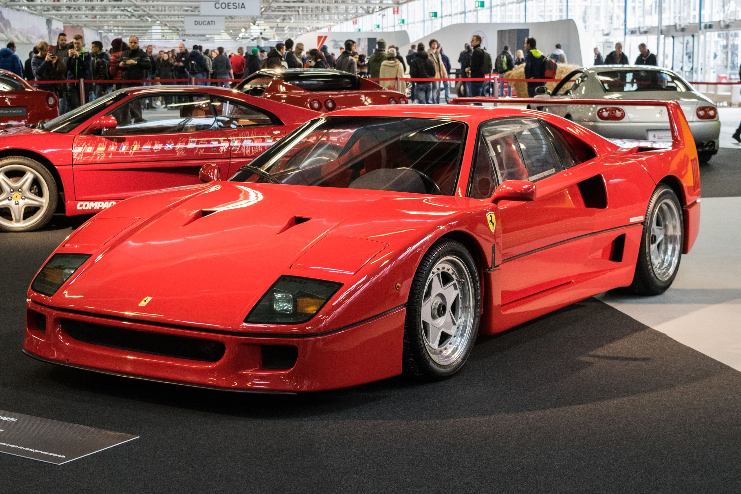 Ferrari F40 – Wikipédia, a enciclopédia livre