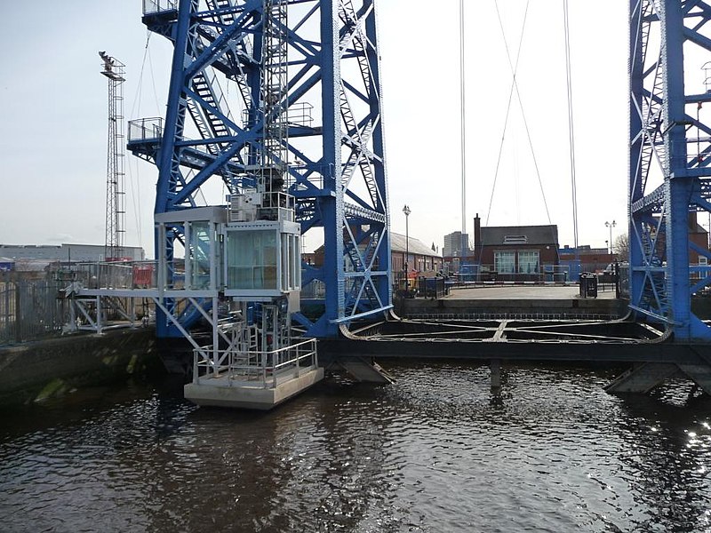 File:Ferry Road ending at the Transporter Bridge - geograph.org.uk - 4419170.jpg