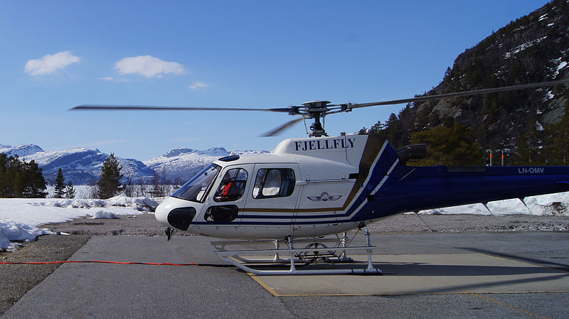 File:Fjellfly Helikopter Hovden.JPG