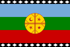 Bandera indigenista Wenufoye creada en 1992, de uso común en la región.