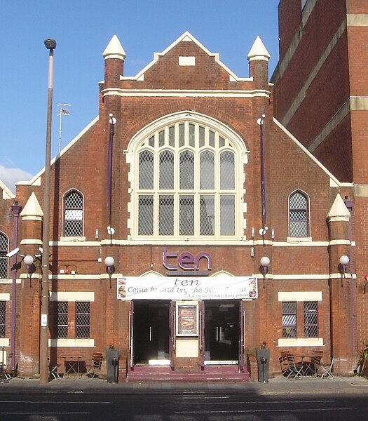 File:Former St James' Evangelical Free Church, Worthing.jpg