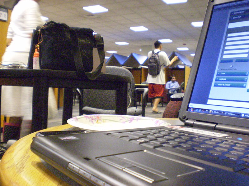 File:GMU Mason Votes Mason Votes' live blog (2807015393).jpg